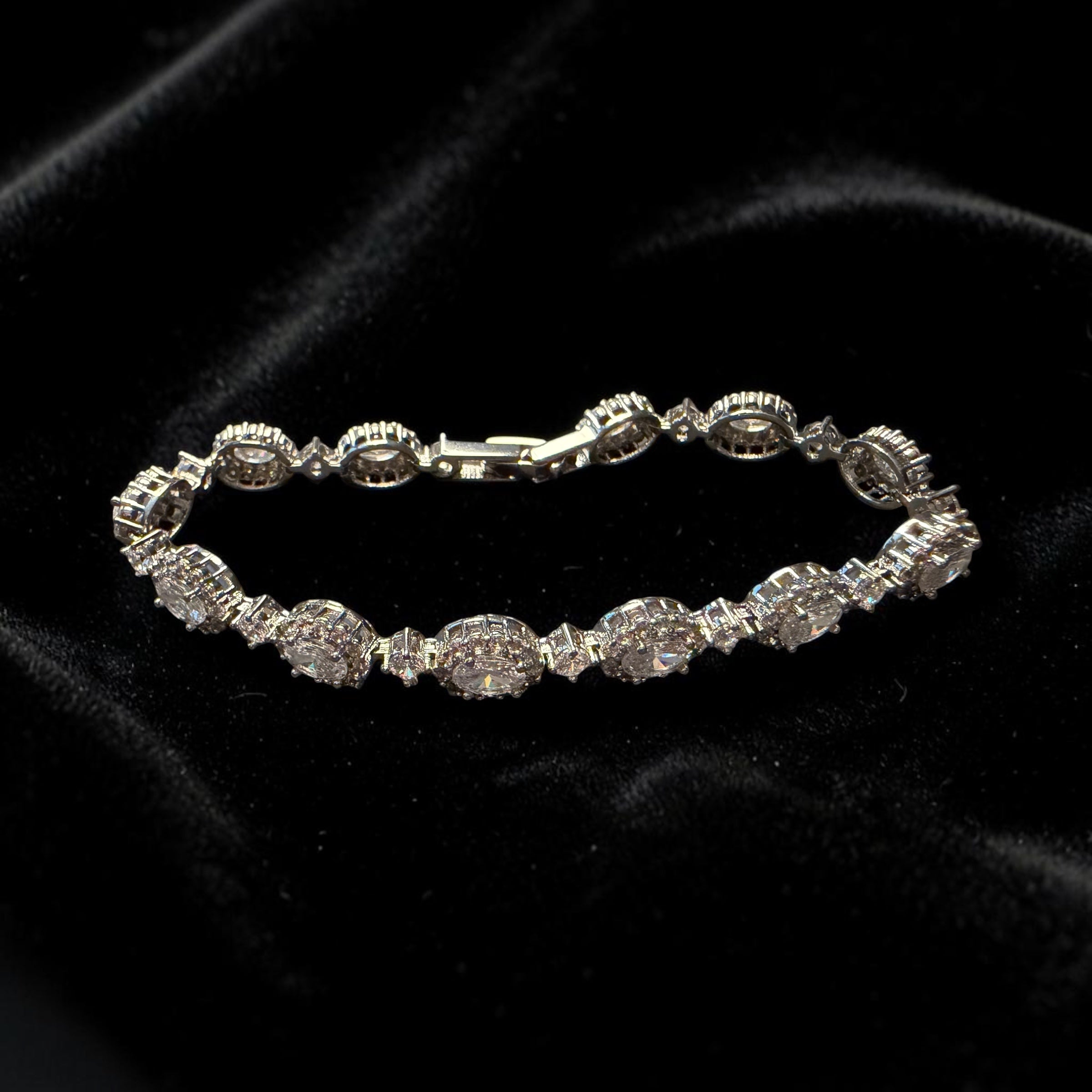 AUREN Eclipse V2 Bracelet