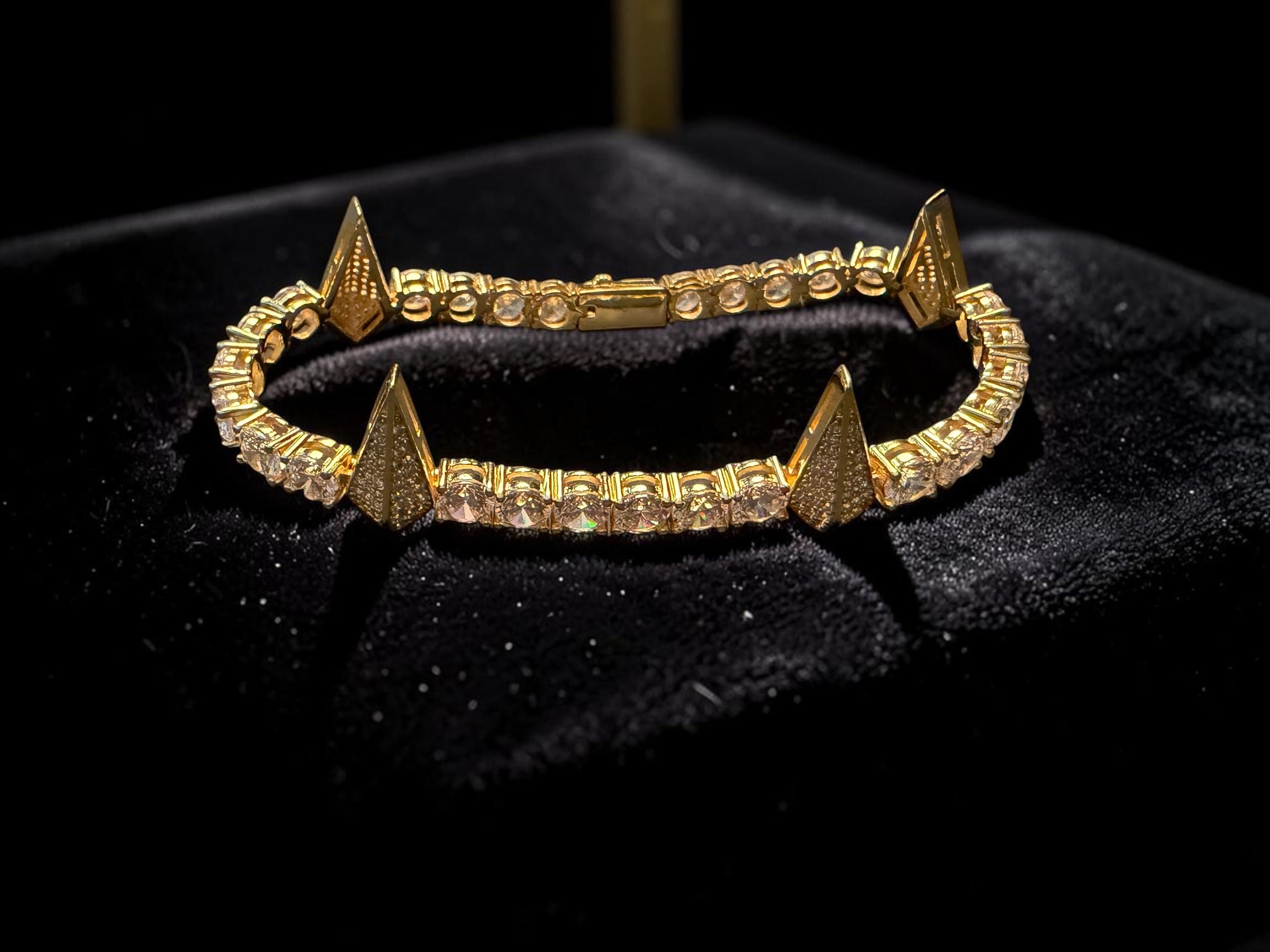 AUREN Reign Bracelet